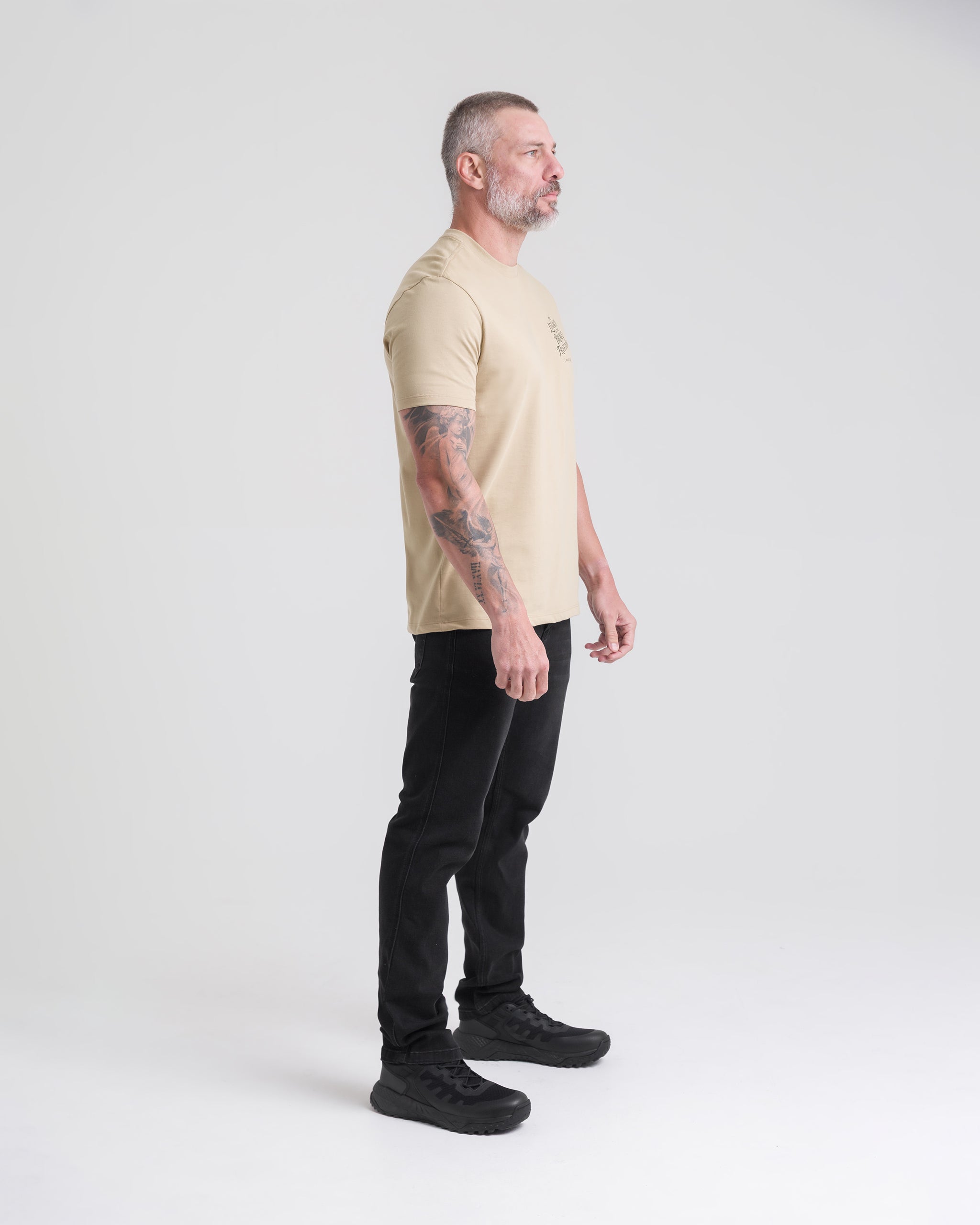 Camiseta Concept Brave 10 Anos - Cáqui