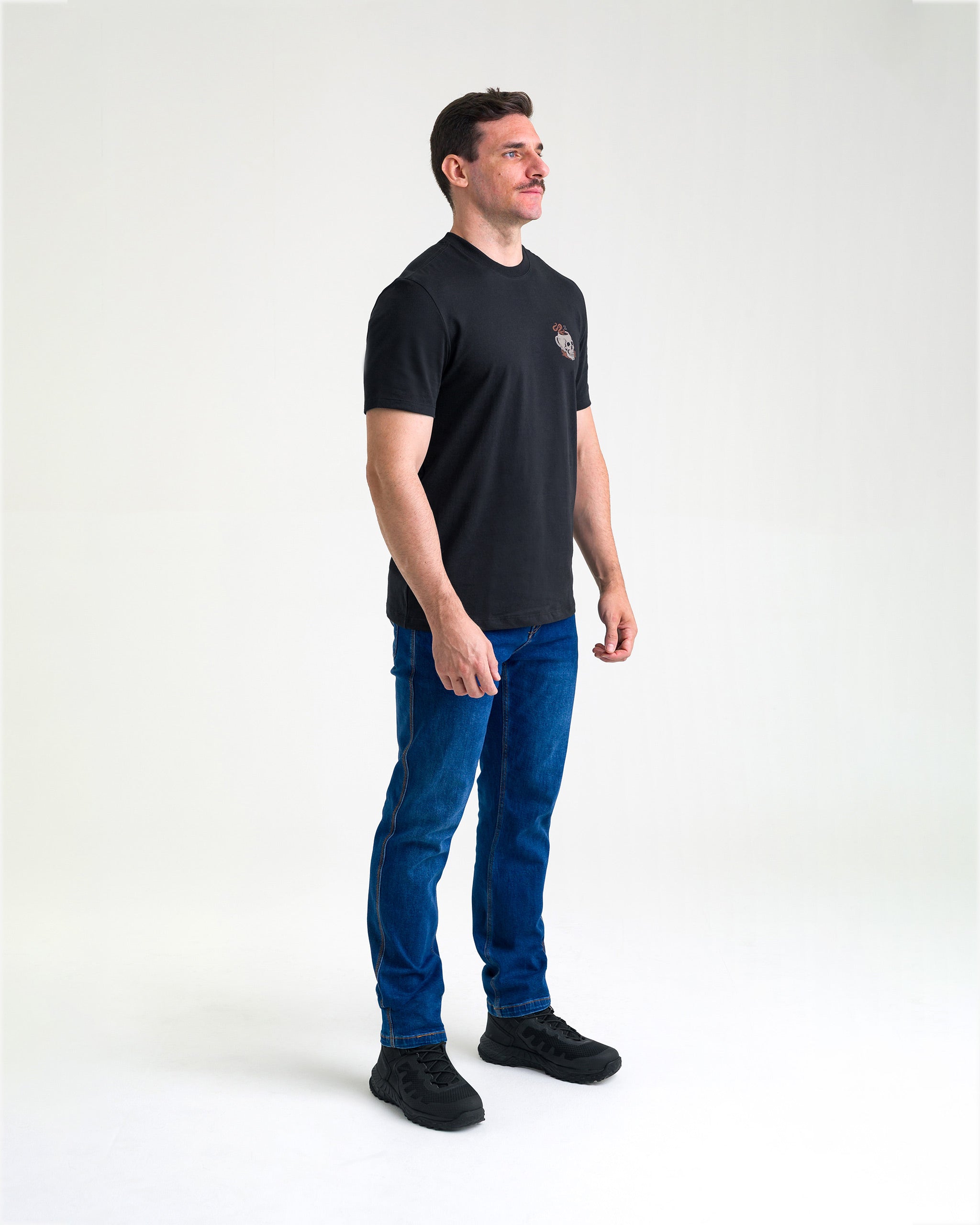 Camiseta Concept Give Me Coffee Masculina - Preta