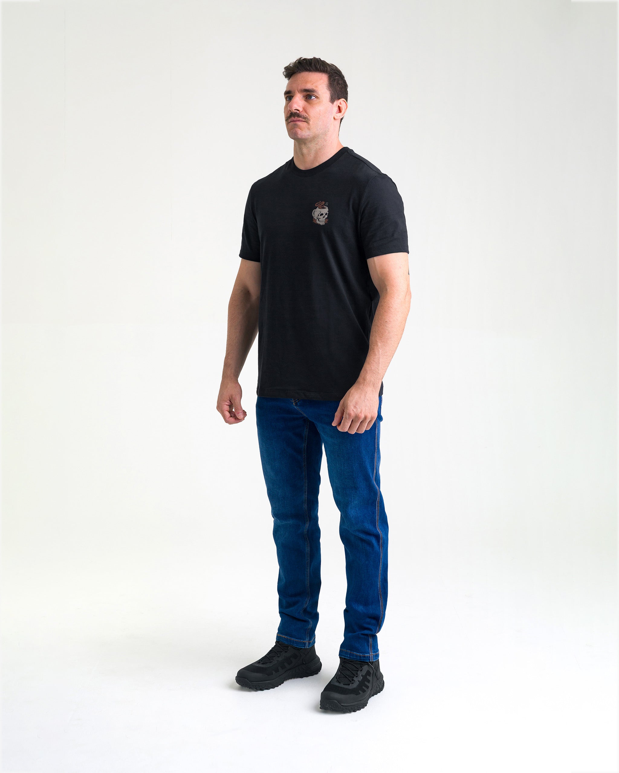 Camiseta Concept Give Me Coffee Masculina - Preta