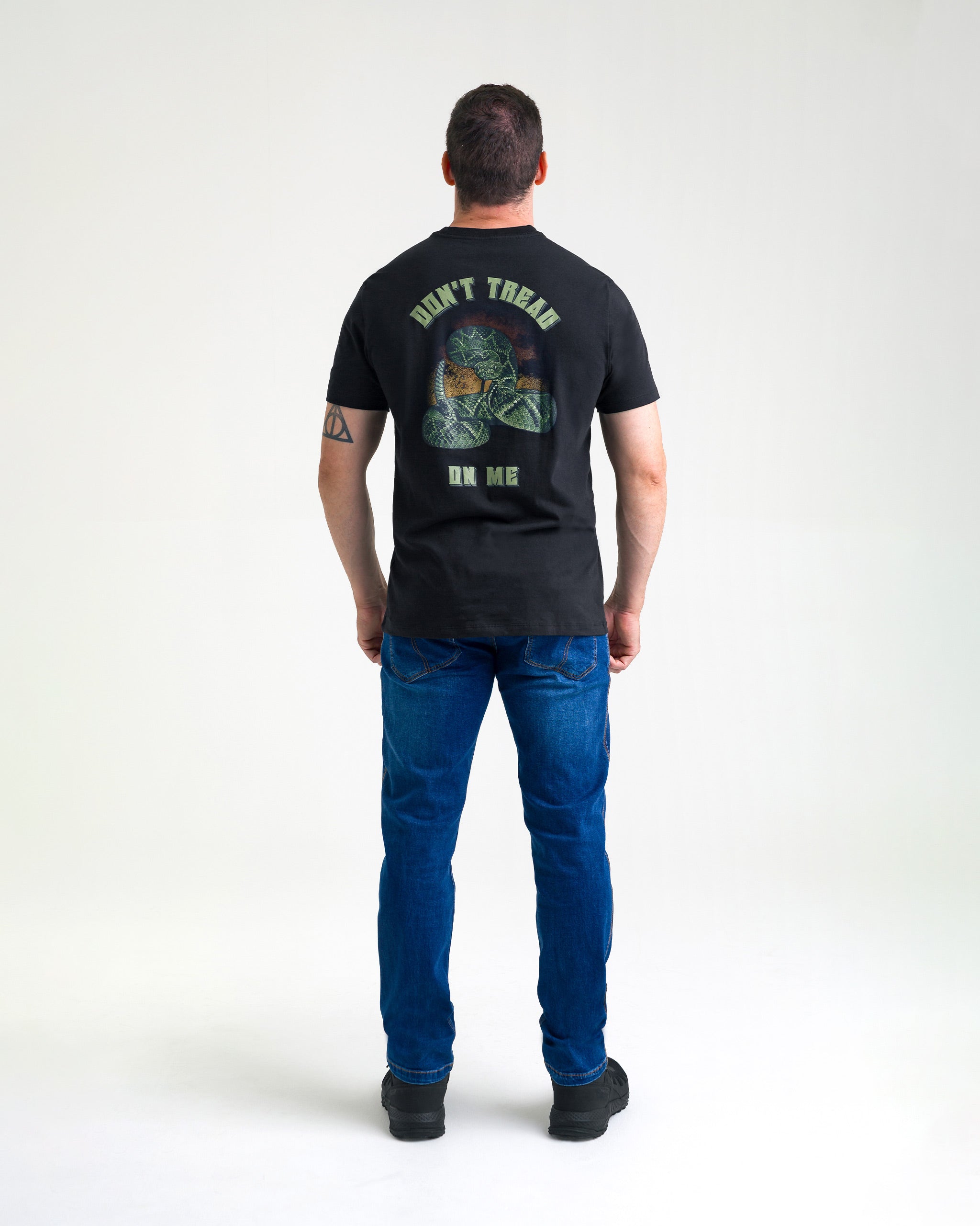 Camiseta Concept DTOM Classic 10 anos - Preta