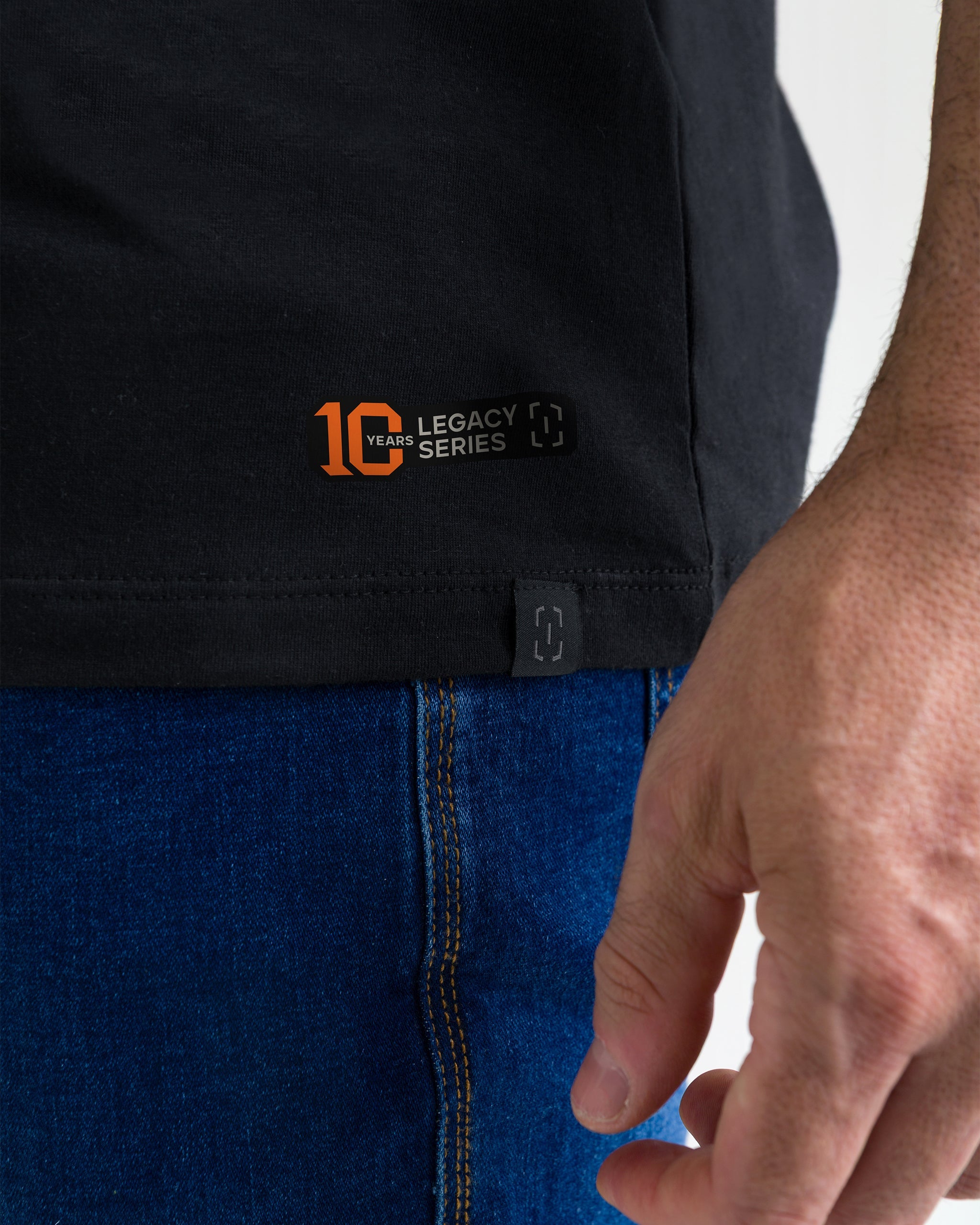 Camiseta Concept DTOM Classic 10 anos - Preta