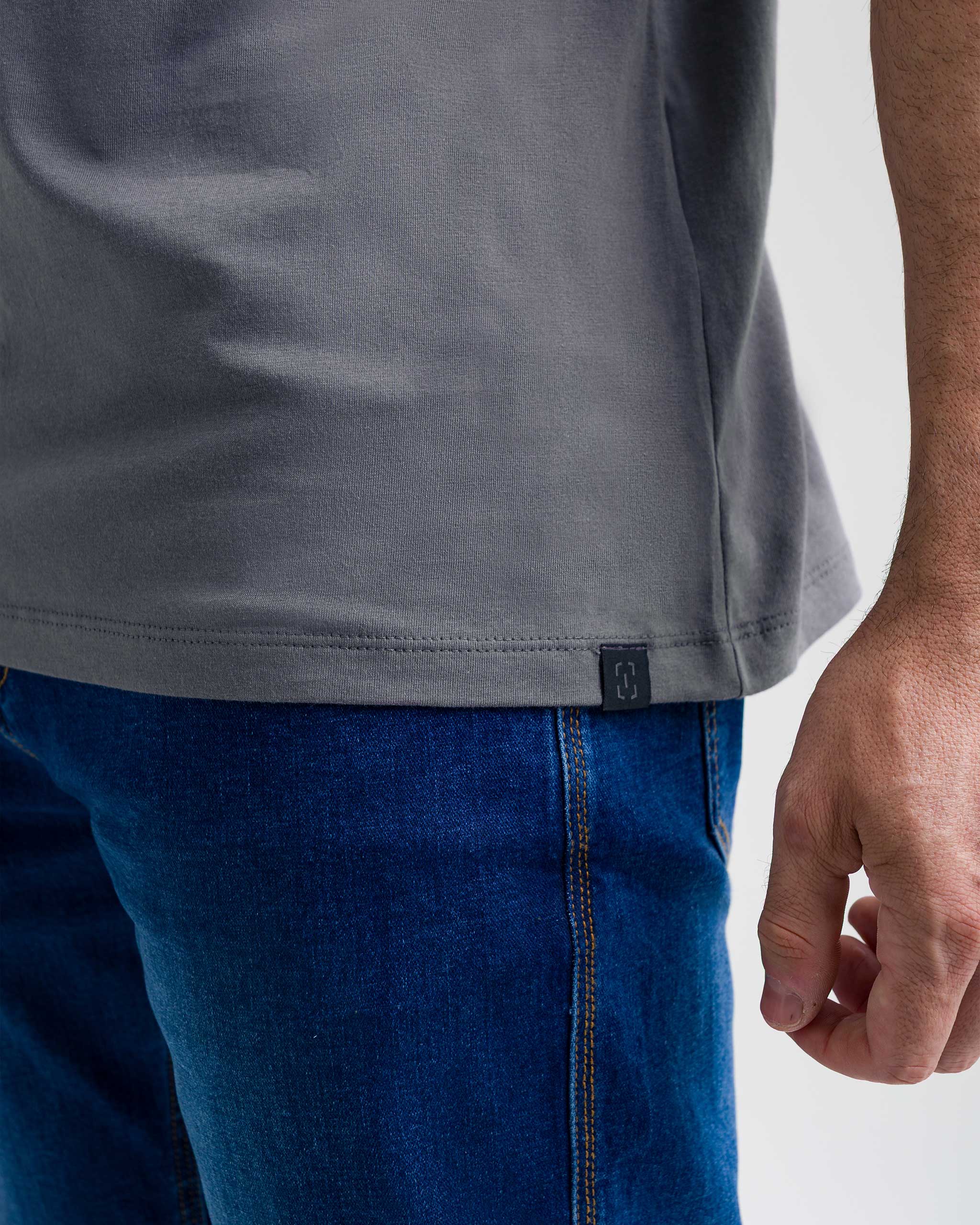 Camiseta Concept Give Me Coffee Masculina - Chumbo