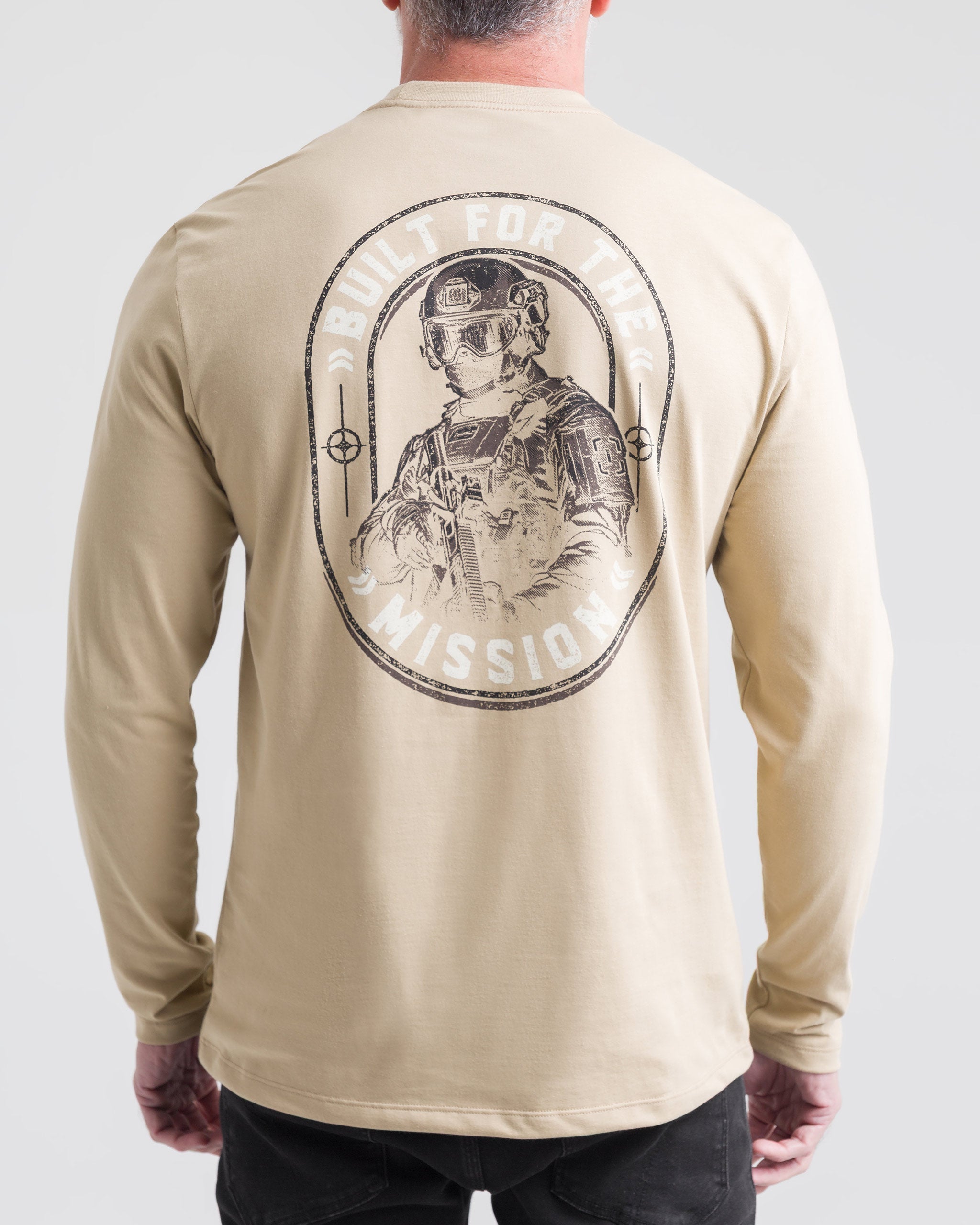 Camiseta Concept On Mission Manga Longa Masculina - Cáqui