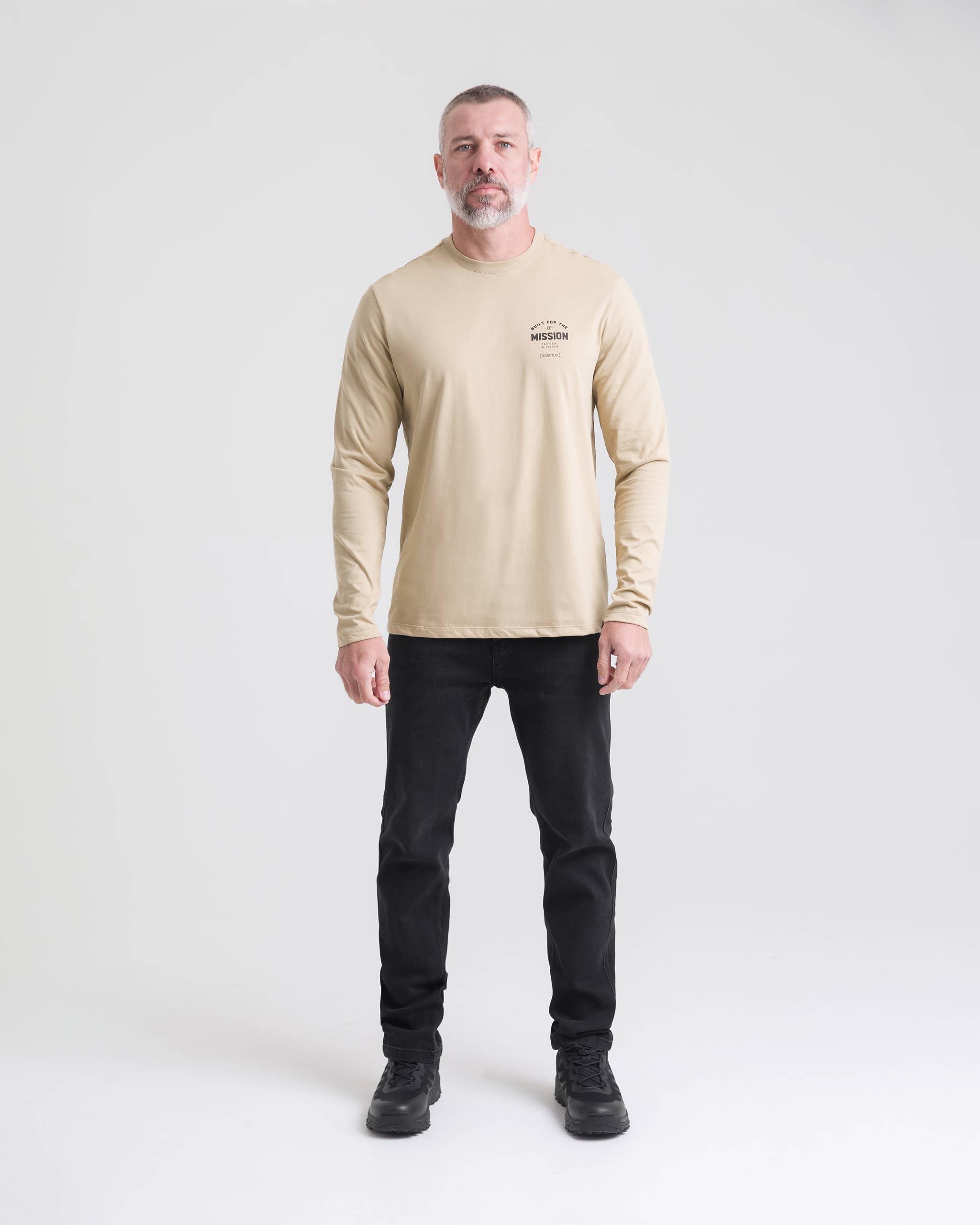 Camiseta Concept On Mission Manga Longa Masculina - Cáqui