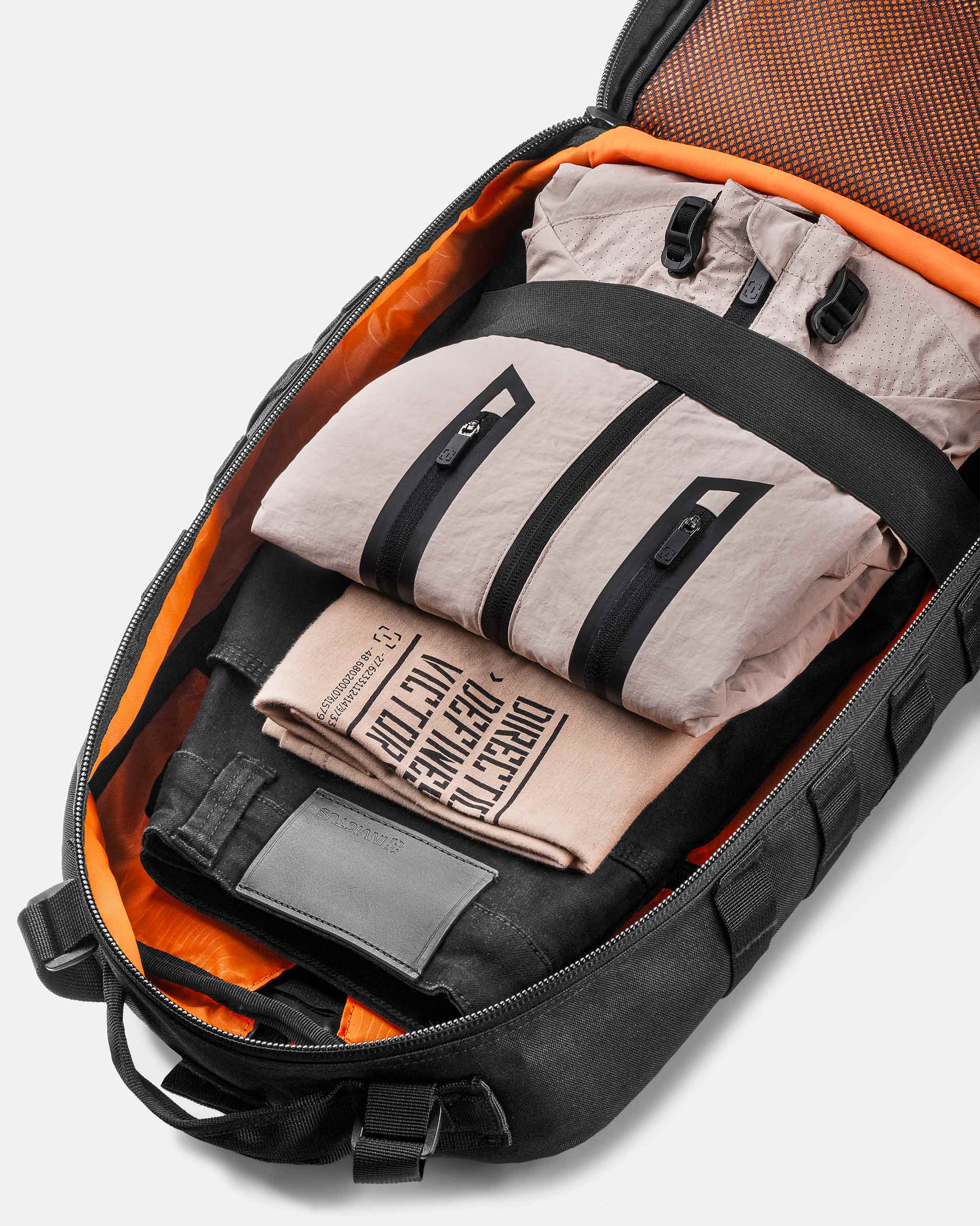 Mochila Assault Urban 10 anos 35L - Preta