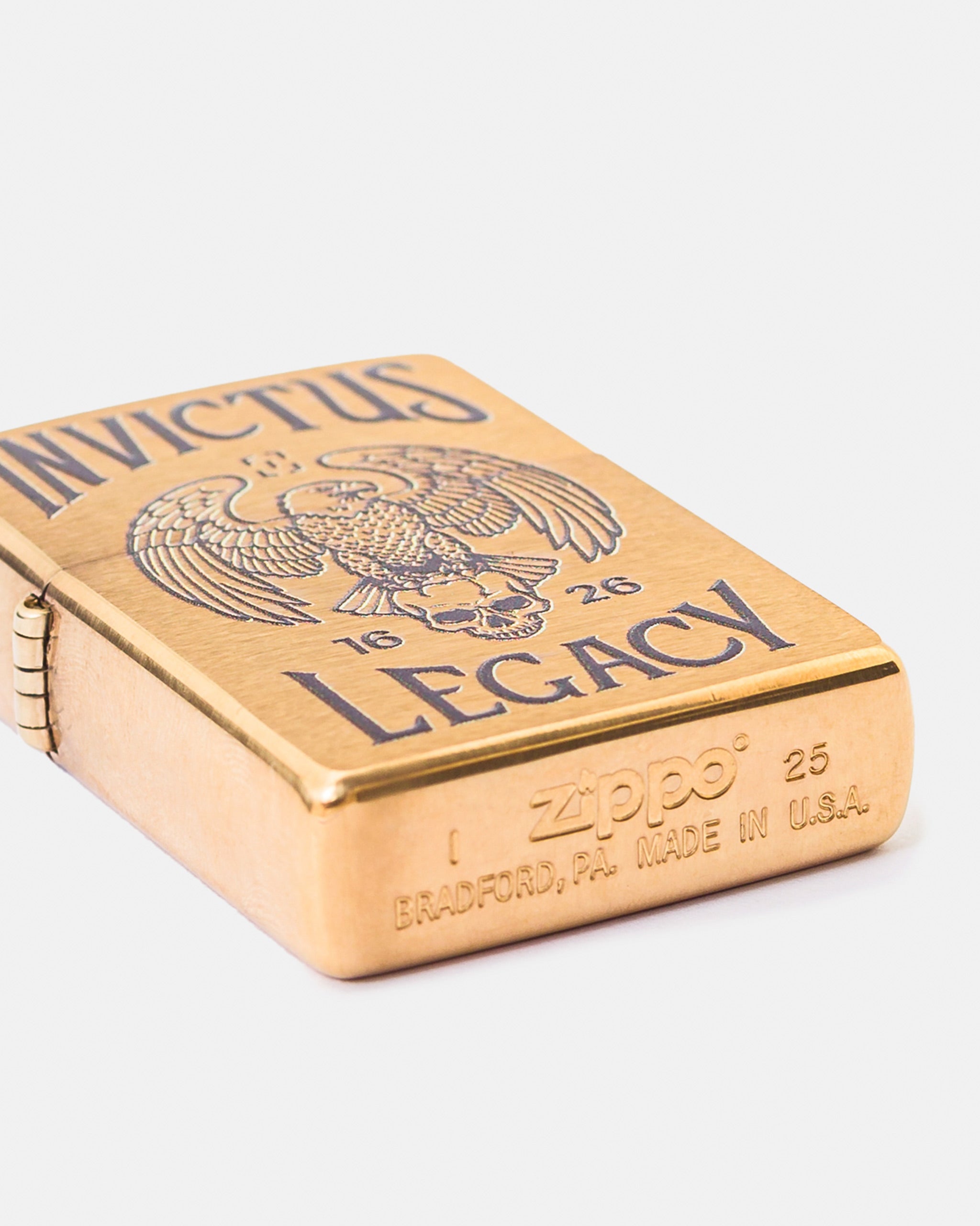 Zippo Invictus Brave - 10 Years of Courage