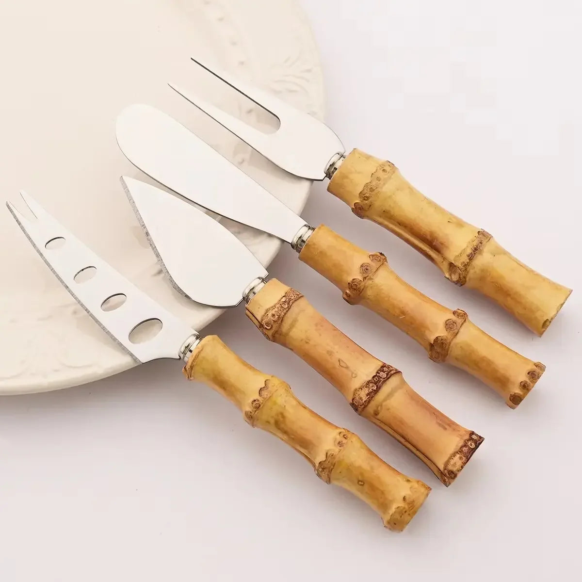 Conjunto de Talheres em Aço Inox e Bambu para Servir Queijos