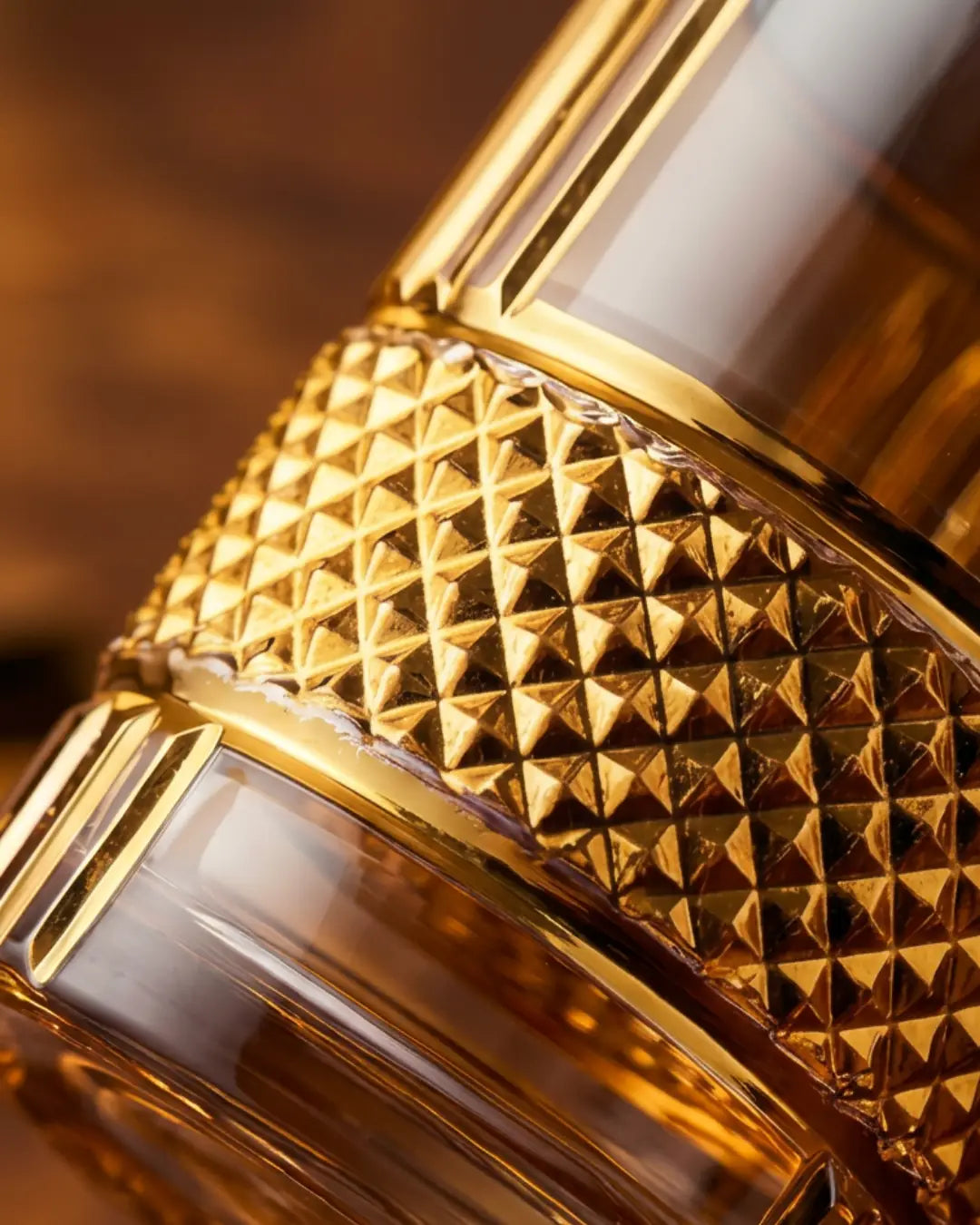 Copo de Whiskey Europeu Luxo Dourado