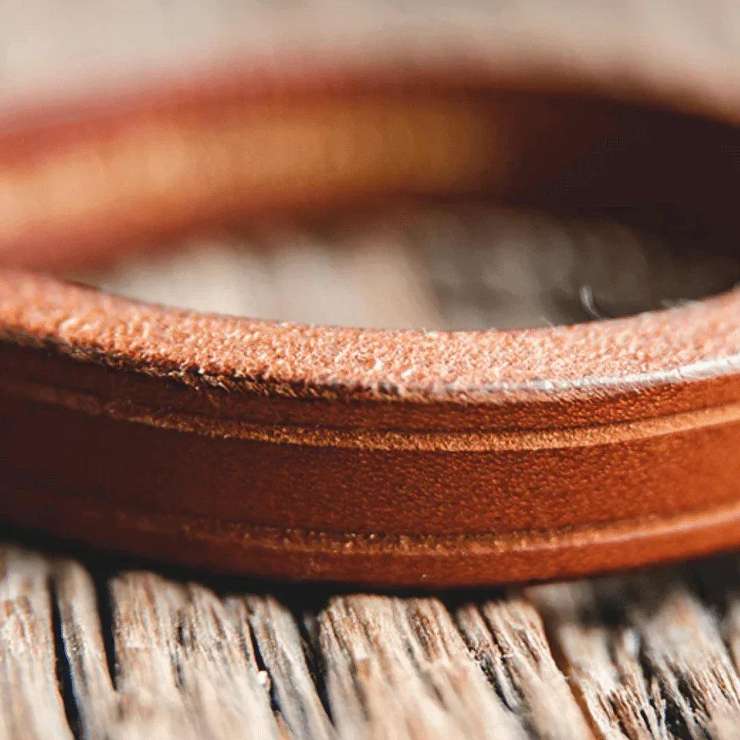 Pulseira Leather Cuff